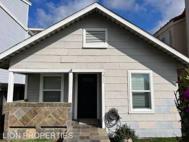 Main picture of 217 Elmira Ave