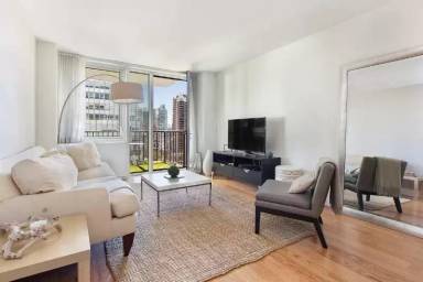 Main picture of L'ECOLE Condominium