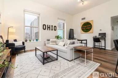 Main picture of 408 W Saint Clair Ave