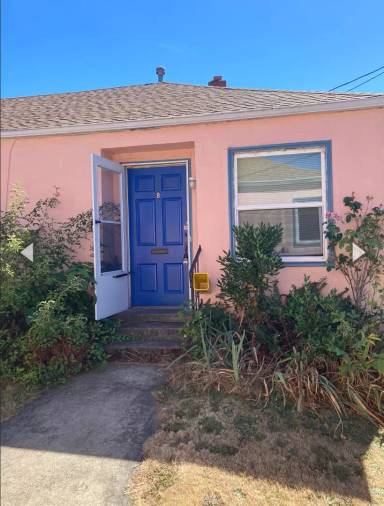 Main picture of 3414 SE 52nd Ave