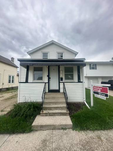 Main picture of 181 Chestnut St