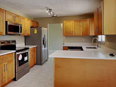 Main picture of 103 Sunflower Cir
