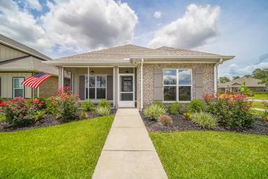 Main picture of 8977 Eureka St