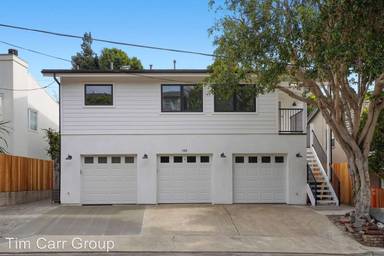 Main picture of 320 Catalina Dr