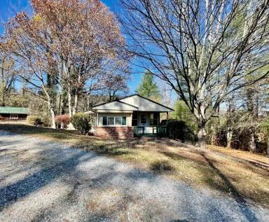Main picture of 198 Horse Shoe Baptist Church Rd