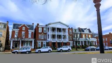 Main picture of 7 N Arthur Ashe Blvd