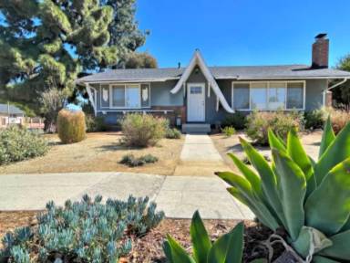 Main picture of 10608 Debra Ave
