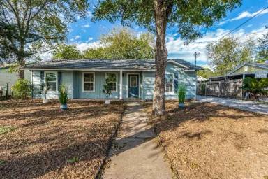 Main picture of 827 Ware Blvd