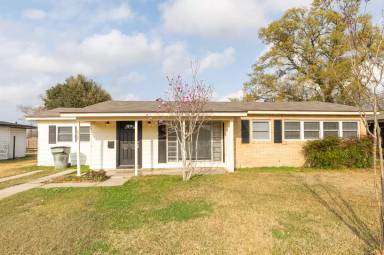 Main picture of 1517 Tennessee St