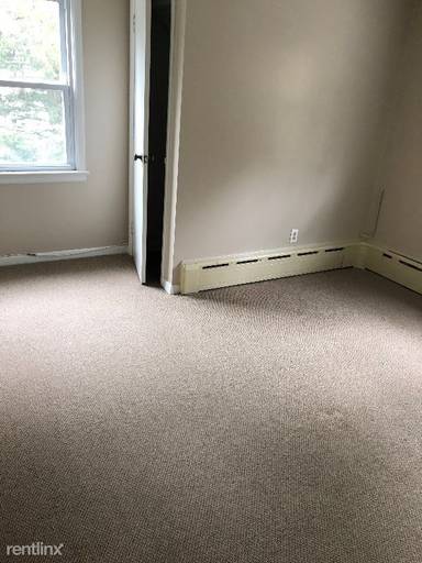 Main picture of 10 W Prospect St