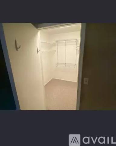 Main picture of 505 Plymouth Rd