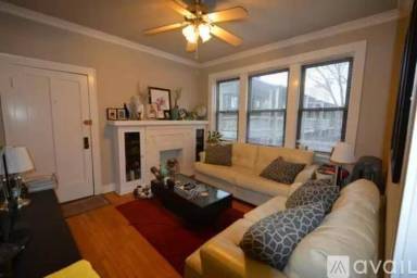 Main picture of 2119 W North Ave