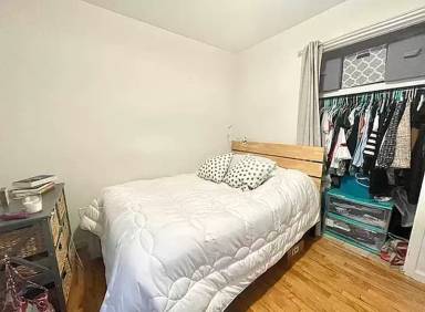 Main picture of 49 Ludlow St