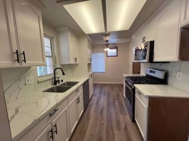 Main picture of 4205 41st Ave