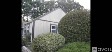 Main picture of 1 Woodpecker Rd