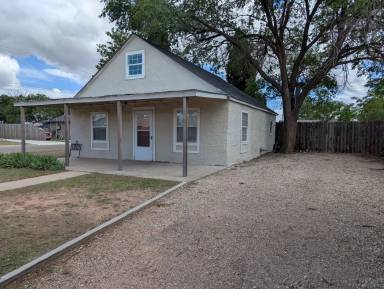 Main picture of 1101 40th St