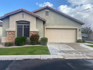 Main picture of 1200 S Soho Ln