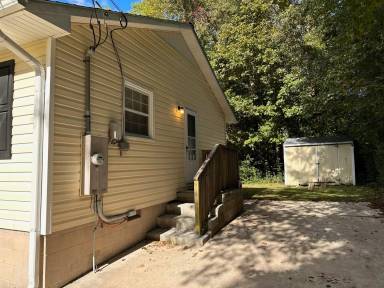 Main picture of 106 Venus Rd