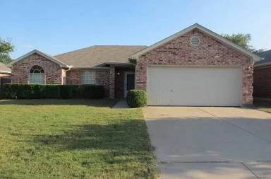 Main picture of 1700 Farmington Dr