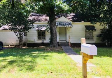Main picture of 4686 Londonderry Dr