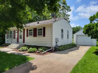 Main picture of 2509 Tremont St
