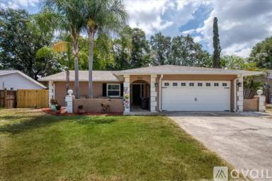 Main picture of 2661 Knoll St E