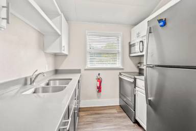 Main picture of 2522 Iowa St