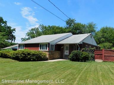 Main picture of 10106 Quinby St