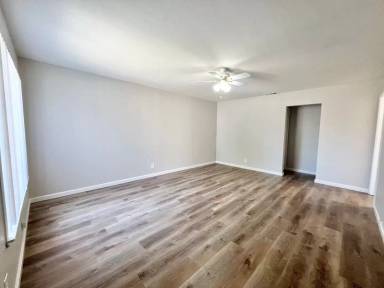 Main picture of 1729-1731 Madrone Ave