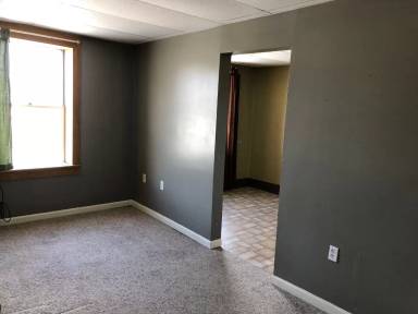 Main picture of 306 N Jefferson St