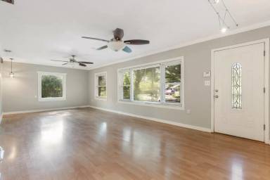 Main picture of 1207 Briercliff Dr