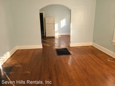 Main picture of 4 Jackson St NE