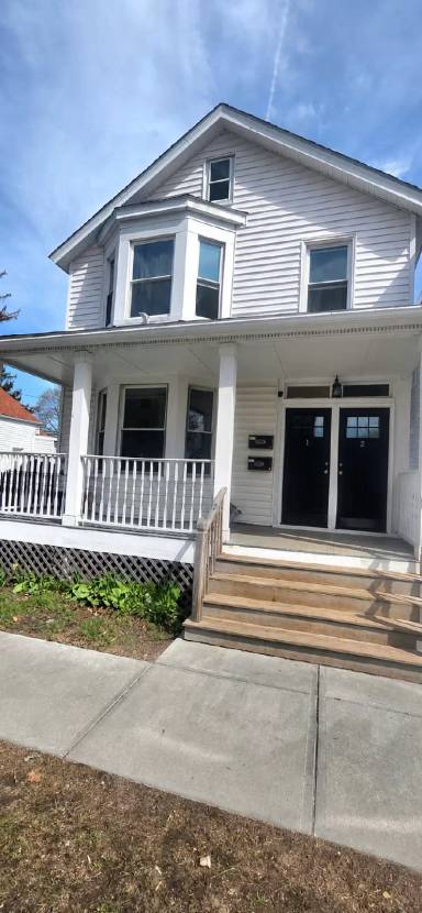 Main picture of 386 3rd Ave