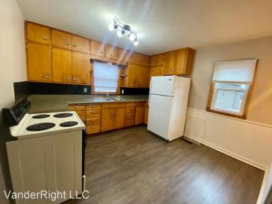 Main picture of 412 N Franklin Ave