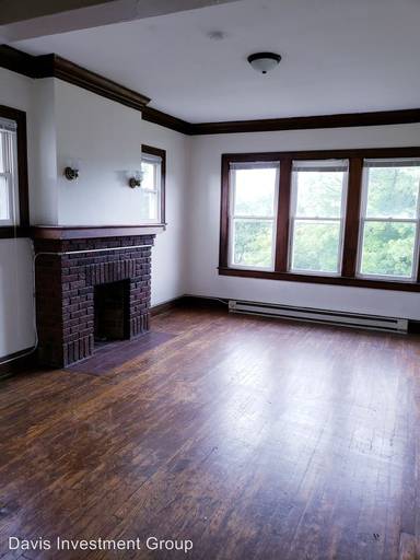 Main picture of 1515 1517 Columbus Ave