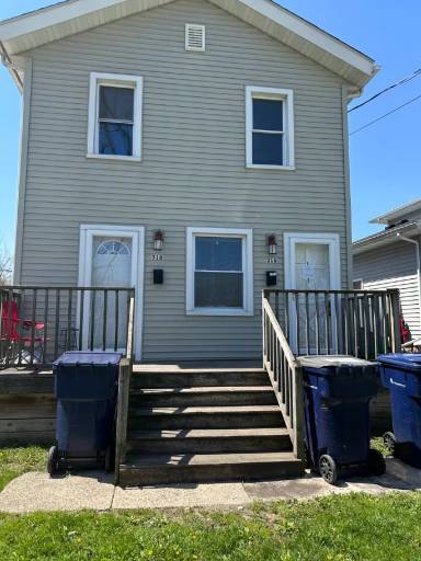 Main picture of 318 Linn St