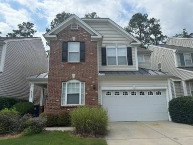 Main picture of 306 Founders Walk Dr