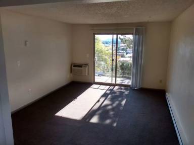 Main picture of 321 N 5th St