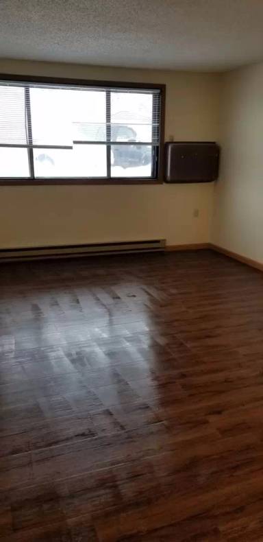 Main picture of 166 22nd St NW