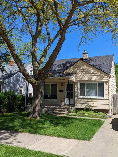 Main picture of 1616 Stewart Ave