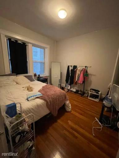 Main picture of 1197 Commonwealth Ave