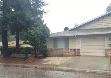 Main picture of 315 Empire Ct