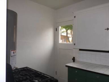 Main picture of 807 N Black St