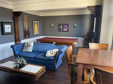 Main picture of 2259 Union St