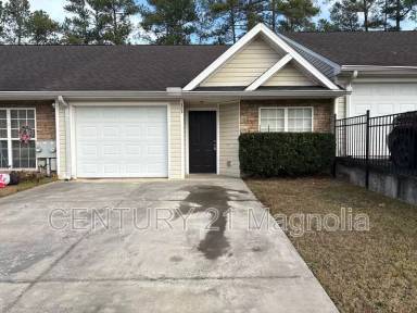 Main picture of 303 Caldwell Cir
