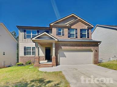 Main picture of 767 Humphry Dr