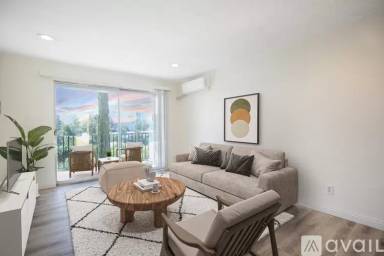 Main picture of 4575 Main St