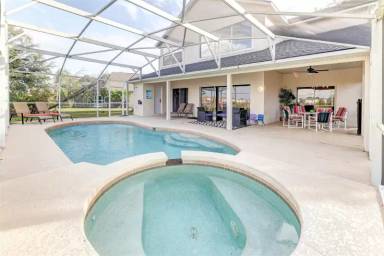Main picture of 546 Windsor Pl