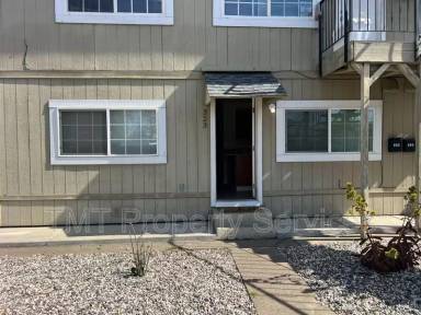 Main picture of 319 Kelly Ct