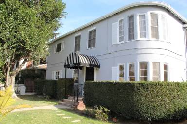 Main picture of 1160 S Norton Ave